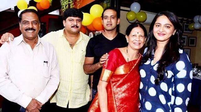 anushka shetty family members